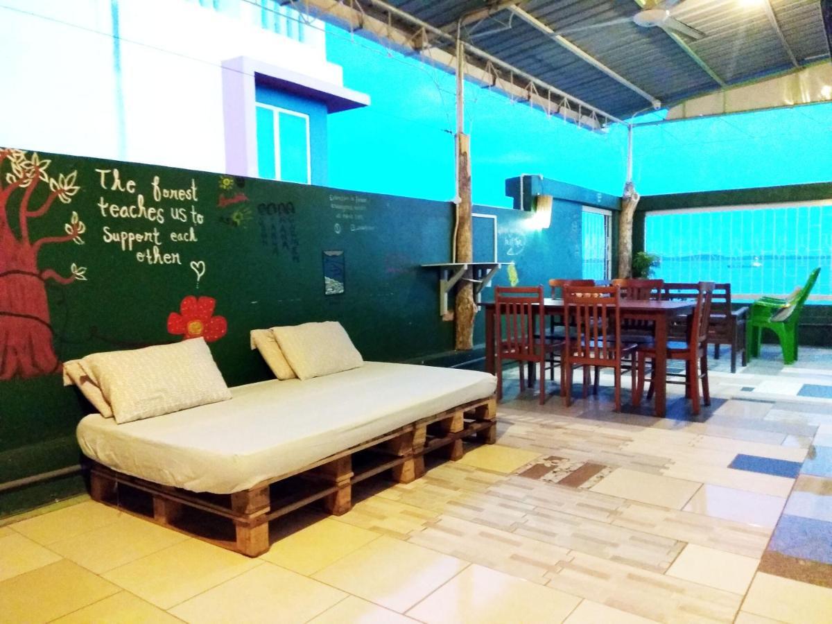 Sandakan Backpackers Hostel Экстерьер фото