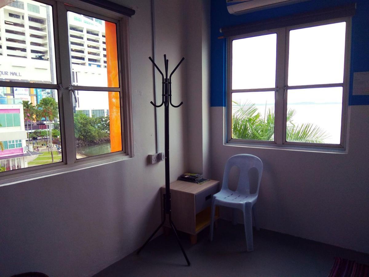 Sandakan Backpackers Hostel Экстерьер фото