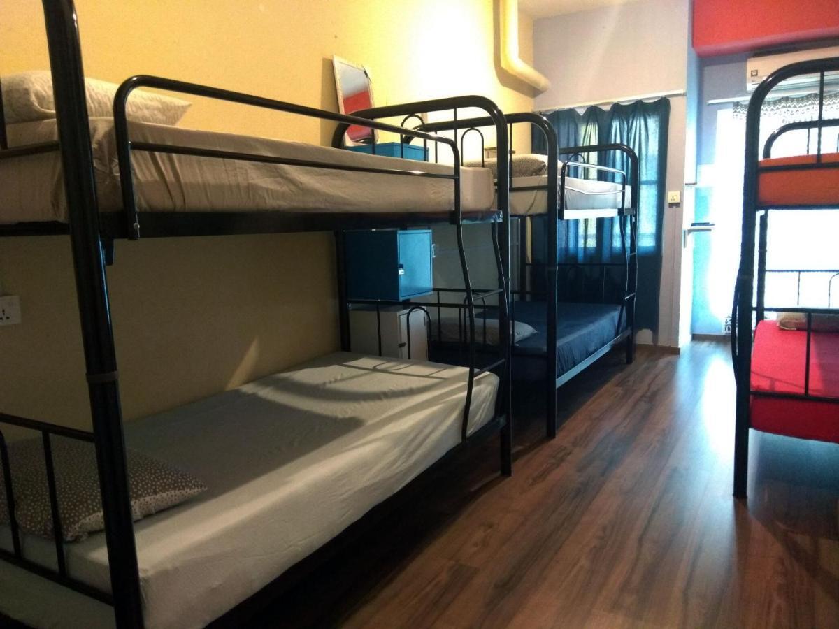 Sandakan Backpackers Hostel Экстерьер фото