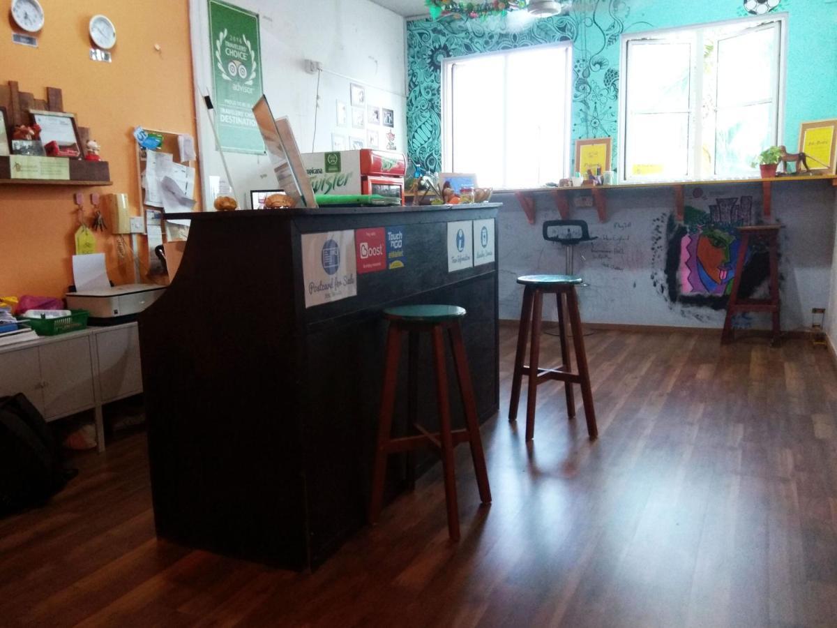 Sandakan Backpackers Hostel Экстерьер фото